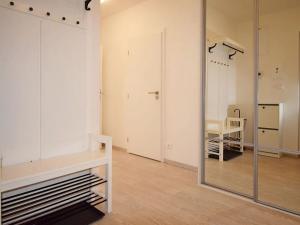 Pronájem bytu 1+kk, Praha - Dejvice, Lindleyova, 98 m2
