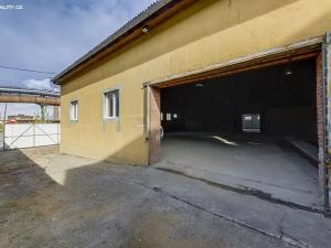 Prodej výrobních prostor, Praha - Ruzyně, Huťská, 1000 m2