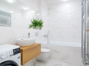 Pronájem bytu 2+kk, Praha - Vinohrady, Lucemburská, 57 m2