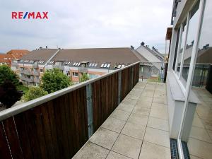 Pronájem bytu 1+kk, Praha - Kbely, Pod Nouzovem, 32 m2