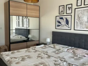 Pronájem bytu 2+kk, Praha - Žižkov, Dagmar Burešové, 56 m2