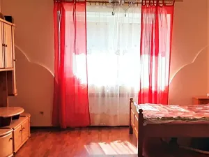 Prodej rodinného domu, Dubí, 370 m2