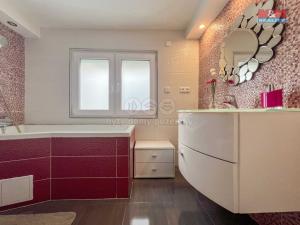 Pronájem rodinného domu, Praha - Modřany, Bojovská, 230 m2
