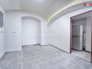Pronájem obchodního prostoru, Králův Dvůr, Plzeňská, 189 m2