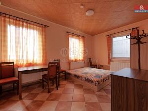 Prodej obchodního prostoru, Koryčany - Jestřabice, 330 m2
