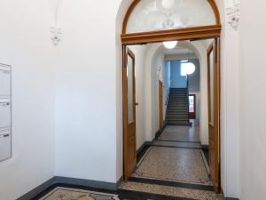Pronájem komerční, Praha, Pařížská, 105 m2