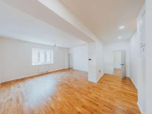 Prodej kanceláře, Praha, Na Farkáně III, 80 m2