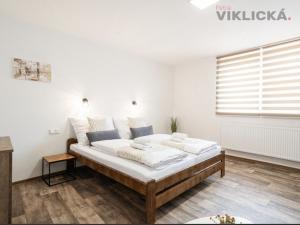 Prodej ubytování, Hlohovec, Hlavní, 200 m2