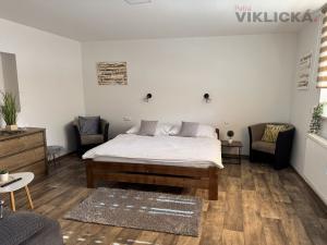 Prodej ubytování, Hlohovec, Hlavní, 200 m2