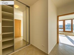 Pronájem bytu 1+kk, Praha - Holešovice, U měšťanského pivovaru, 36 m2