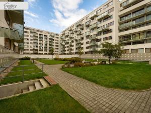 Pronájem bytu 1+kk, Praha - Holešovice, U měšťanského pivovaru, 36 m2