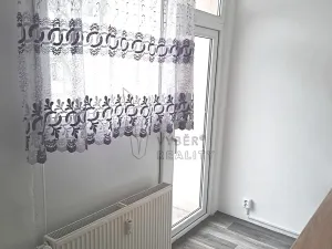 Pronájem bytu 2+1, Bílina, Teplická, 39 m2