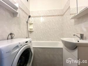 Pronájem bytu 3+1, Olomouc - Nová Ulice, Hněvotínská, 60 m2