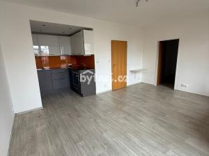 Pronájem bytu 2+kk, Praha - Záběhlice, Mikanova, 46 m2