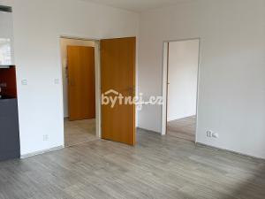 Pronájem bytu 2+kk, Praha - Záběhlice, Mikanova, 46 m2