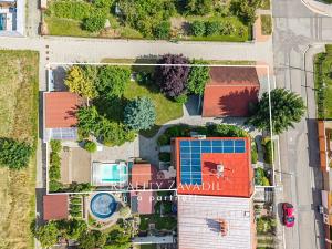 Prodej rodinného domu, Chvaletice, Budovatelů, 350 m2