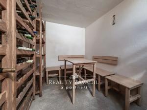 Prodej rodinného domu, Chvaletice, Budovatelů, 350 m2