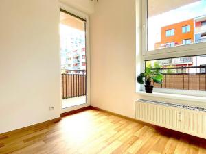 Pronájem bytu 2+kk, Praha - Vysočany, Pod Harfou, 47 m2