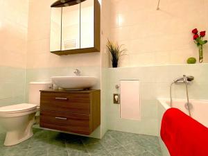 Pronájem bytu 2+kk, Praha - Vysočany, Pod Harfou, 47 m2