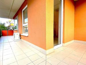 Pronájem bytu 2+kk, Praha - Vysočany, Pod Harfou, 47 m2