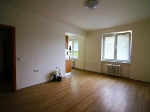 Pronájem bytu 2+kk, Praha - Záběhlice, Trenčínská, 48 m2