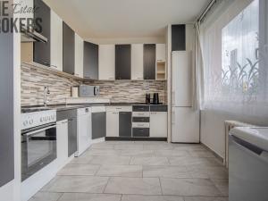 Prodej bytu 4+kk, Vrchlabí, Dukelská, 88 m2
