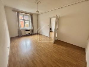 Pronájem bytu 2+kk, Praha - Vysočany, Špitálská, 57 m2