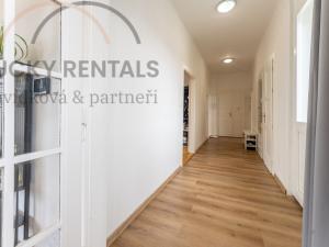 Pronájem bytu 2+1, Praha - Smíchov, U Malvazinky, 82 m2