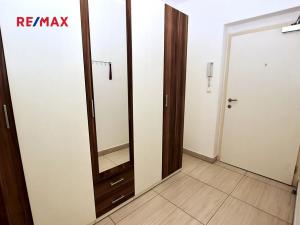 Pronájem bytu 1+kk, Praha - Michle, Magistrů, 30 m2