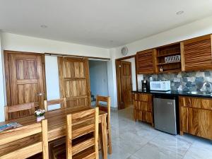 Prodej rodinného domu, Coxen Hole, Roatán, Honduras, 343 m2