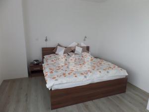 Pronájem bytu 2+kk, Třeboň - Třeboň II, Dukelská, 75 m2