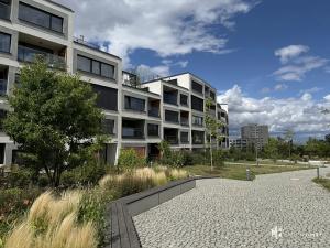 Pronájem bytu 1+kk, Praha - Hlubočepy, Kurandové, 33 m2