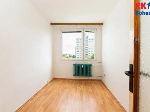 Prodej bytu 3+1, Praha - Kolovraty, K vrbě, 61 m2