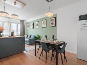Pronájem bytu 2+kk, Praha - Vysočany, Kolbenova, 60 m2
