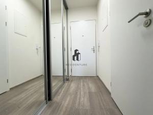 Pronájem bytu 1+kk, Praha - Hostivař, Švehlova, 35 m2