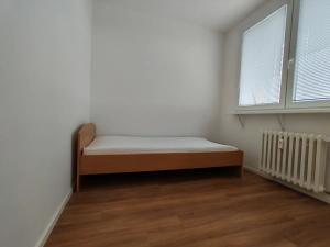 Pronájem bytu 2+kk, Most, Brněnská, 35 m2