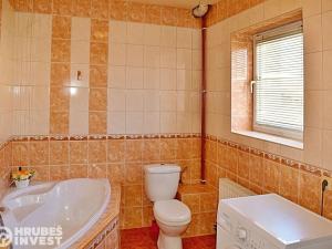 Prodej rodinného domu, Veliny, 200 m2