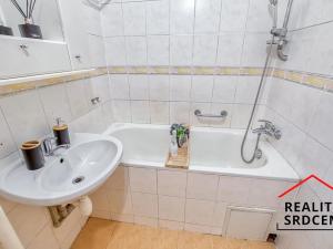 Prodej bytu 2+1, Karviná, Čsl. armády, 55 m2