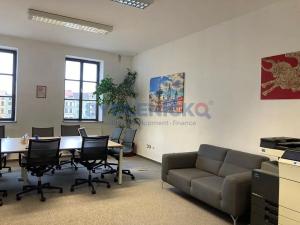 Pronájem kanceláře, České Budějovice, nám. Přemysla Otakara II., 30 m2