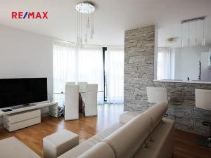Pronájem bytu 3+kk, Praha - Žižkov, Ke kapslovně, 97 m2