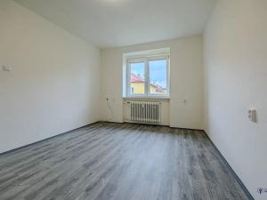 Pronájem bytu 1+1, Frýdek-Místek, Lískovecká, 32 m2