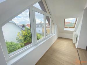 Pronájem rodinného domu, Holubice, Na Čapáku, 165 m2