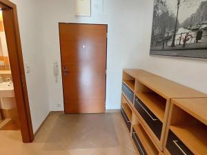 Pronájem bytu 1+kk, Praha - Vysočany, Pod Harfou, 38 m2
