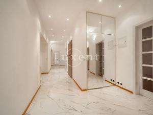 Pronájem bytu 6+kk a větší, Praha - Nové Město, Rašínovo nábřeží, 200 m2
