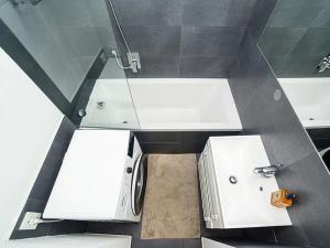 Pronájem bytu 2+kk, Praha - Střešovice, Za Pohořelcem, 66 m2