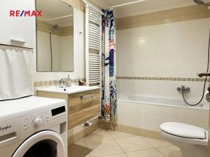 Pronájem bytu 2+kk, Praha - Horní Měcholupy, Modenská, 64 m2