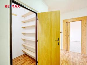 Prodej bytu 3+1, Strašice, 78 m2