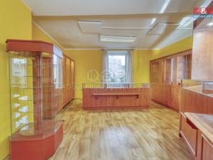 Pronájem obchodního prostoru, Kralovice, Masarykovo nám., 38 m2
