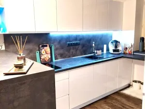Pronájem bytu 2+1, Hradec Králové, Labská kotlina, 55 m2