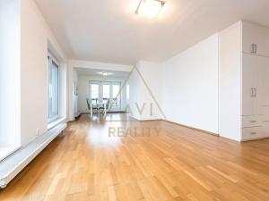Pronájem bytu 3+1, Praha - Záběhlice, Hyacintová, 100 m2